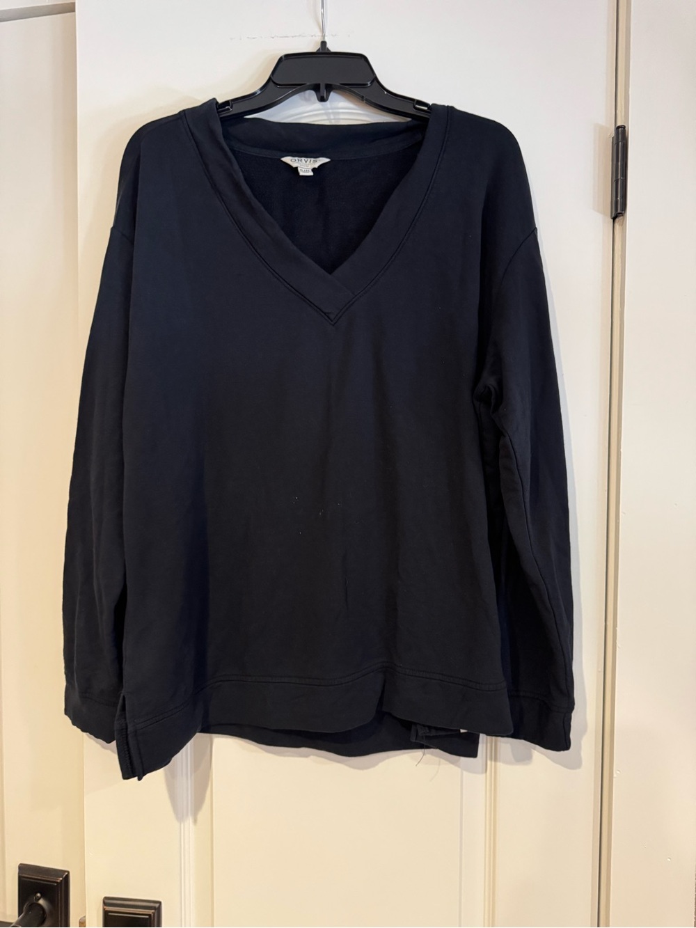 Orvis Black V-Neck Pullover